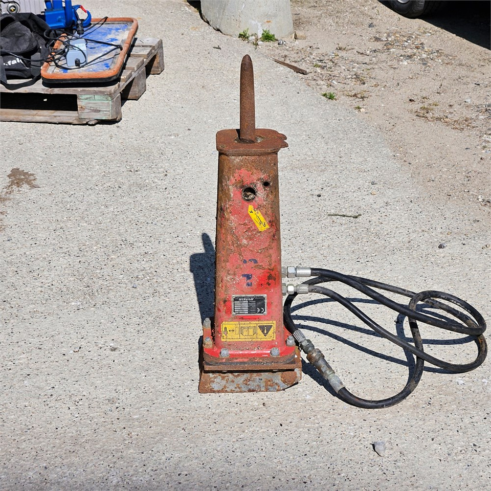 Rotair OLS 50 - Çekiç hidraulik: foto 2 Rotair OLS 50 - Çekiç hidraulik: foto 2