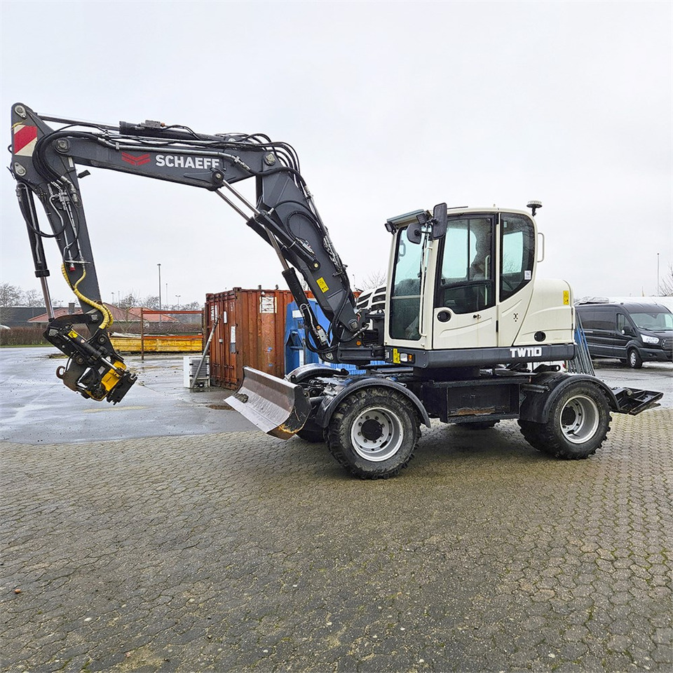 Schaeff-Terex TW110 - Ekskavator me goma: foto 3 Schaeff-Terex TW110 - Ekskavator me goma: foto 3