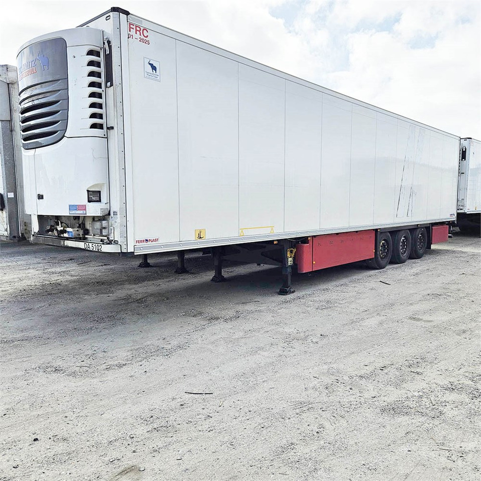 Schmitz køle trailer - Gjysmë rimorkio frigorifer: foto 1 Schmitz køle trailer - Gjysmë rimorkio frigorifer: foto 1