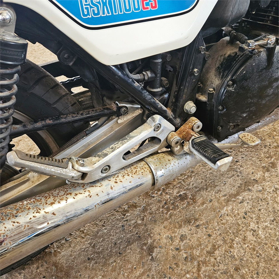 Motoçikleta Suzuki GSX 1100 ES: foto 23