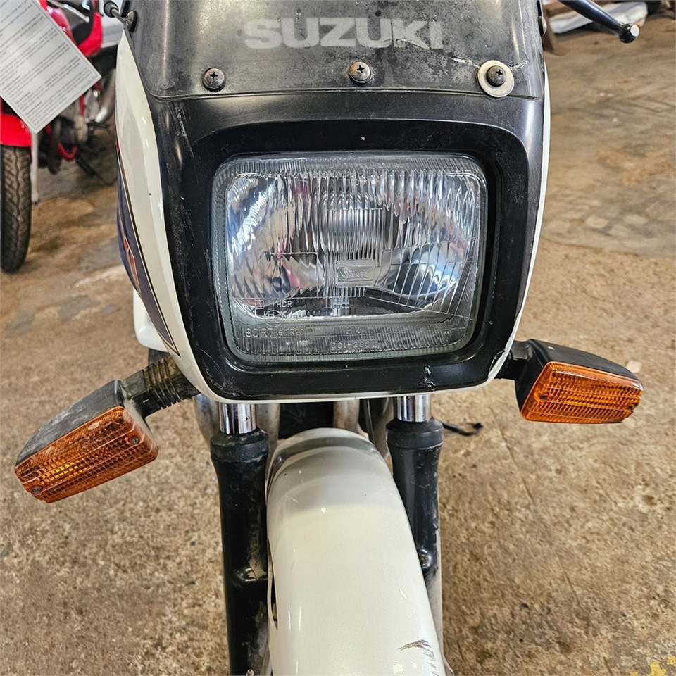 Motoçikleta Suzuki GSX 1100 ES: foto 20