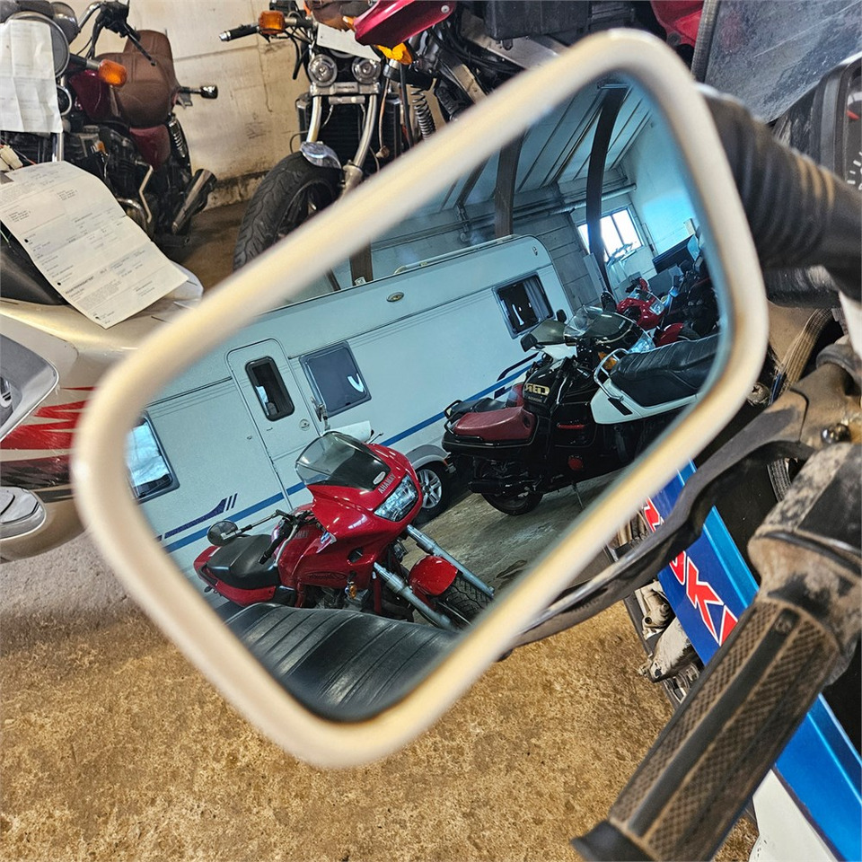 Motoçikleta Suzuki GSX 1100 ES: foto 15