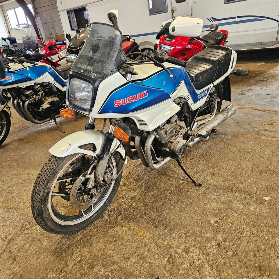 Motoçikleta Suzuki GSX 1100 ES: foto 9