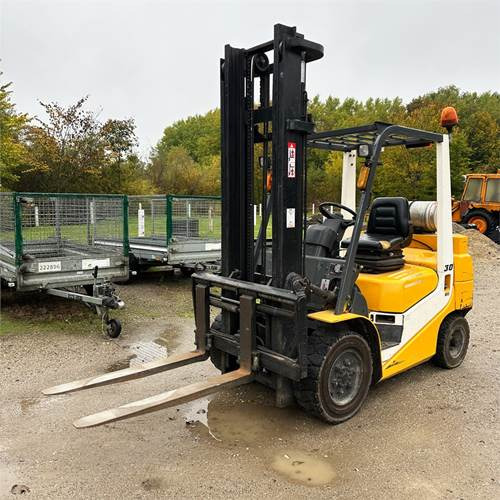 TCM FG30 T6H - Pirun ngritës: foto 3 TCM FG30 T6H - Pirun ngritës: foto 3