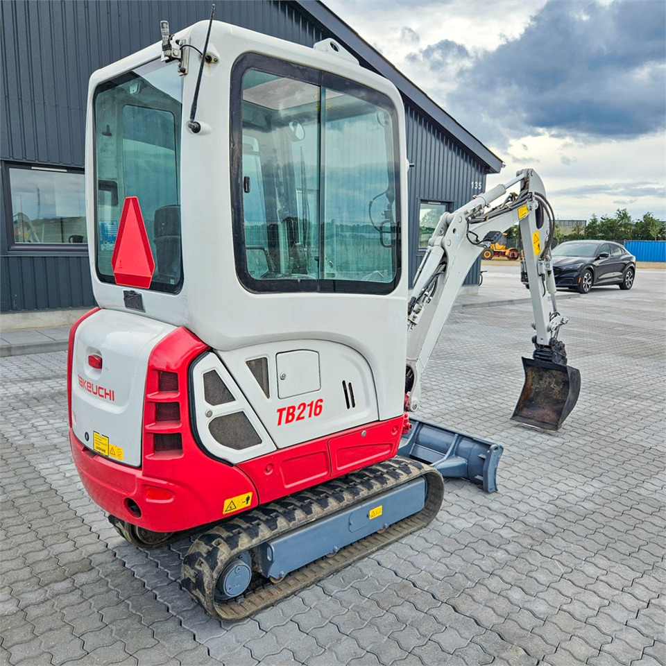 Takeuchi TB216 - Miniekskavator: foto 4 Takeuchi TB216 - Miniekskavator: foto 4