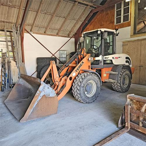 Terex TL100 - Fadrom me goma: foto 1 Terex TL100 - Fadrom me goma: foto 1