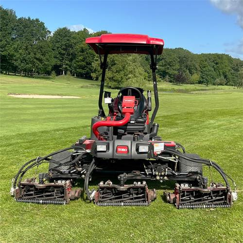 Toro Reelmaster 3575 D - Korrëse bari i kopshtit: foto 5 Toro Reelmaster 3575 D - Korrëse bari i kopshtit: foto 5