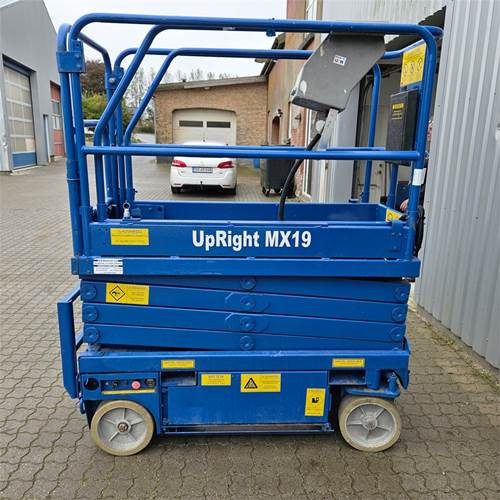 UpRight MX19 - Ngritës gërshërë: foto 1 UpRight MX19 - Ngritës gërshërë: foto 1