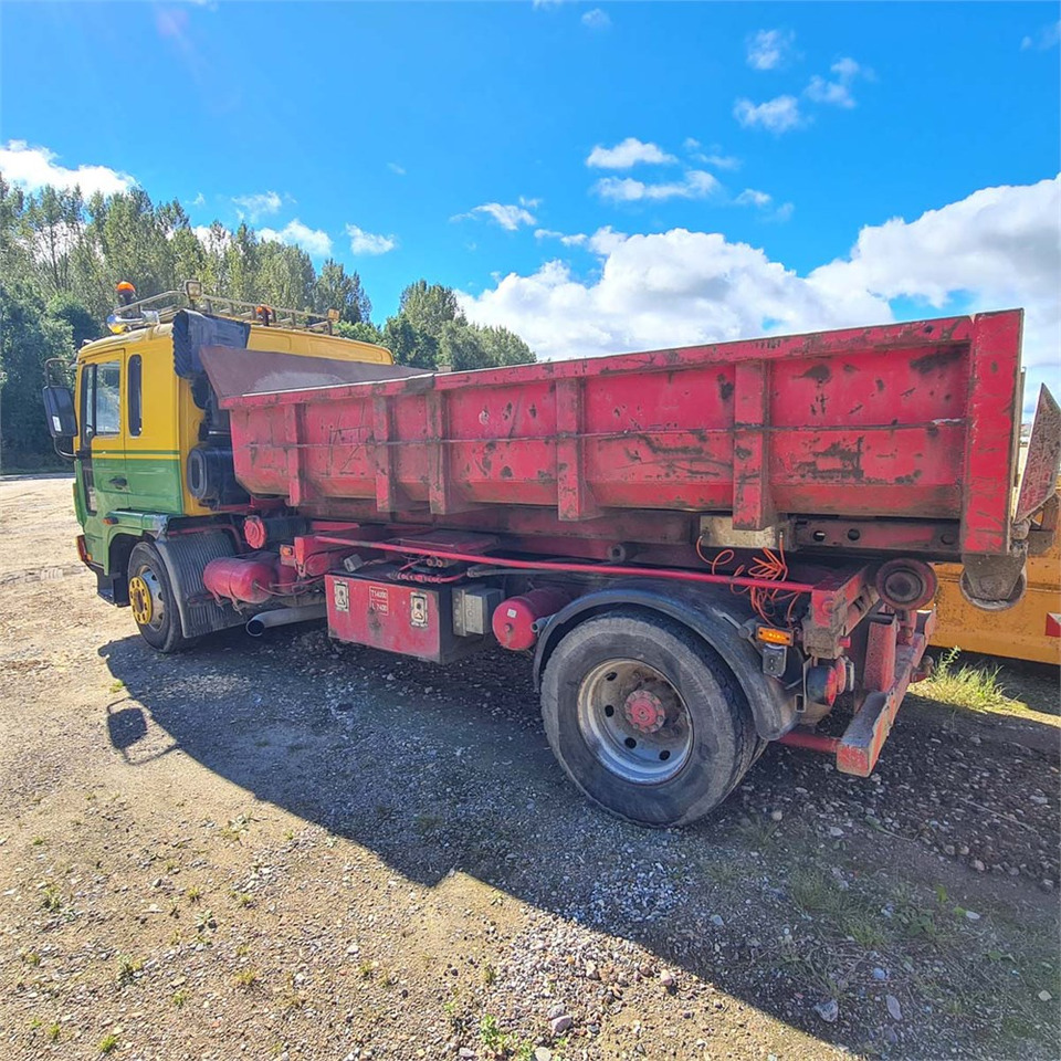 Volvo FL612 - Kamion me sistem kabllor: foto 3 Volvo FL612 - Kamion me sistem kabllor: foto 3