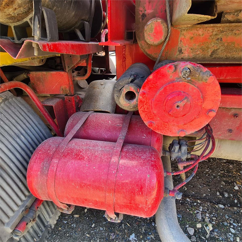 Kamion me sistem kabllor Volvo FL612: foto 24