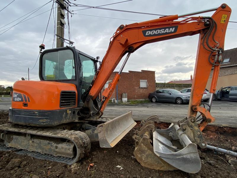 Doosan DX 62R-3 - Miniekskavator: foto 2 Doosan DX 62R-3 - Miniekskavator: foto 2