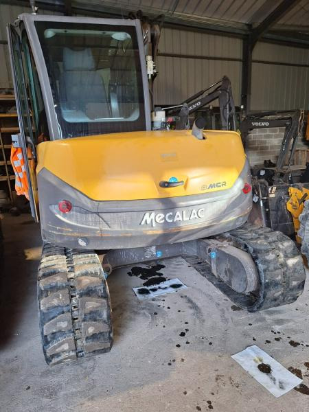 Mecalac 8 MCR - Ekskavator me zinxhirë: foto 5 Mecalac 8 MCR - Ekskavator me zinxhirë: foto 5