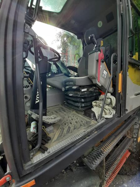 Ekskavator me goma Volvo EW 160E: foto 6