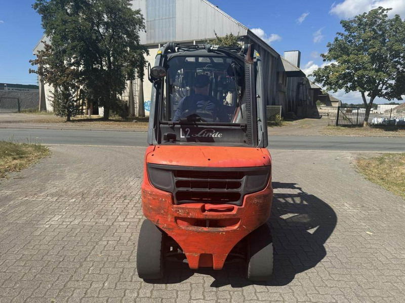 Linde H30D-02 - Pirun më naftë: foto 5 Linde H30D-02 - Pirun më naftë: foto 5