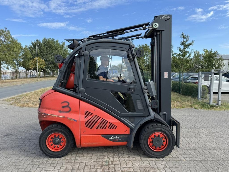 Linde H40T - Pirun më gaz: foto 3 Linde H40T - Pirun më gaz: foto 3