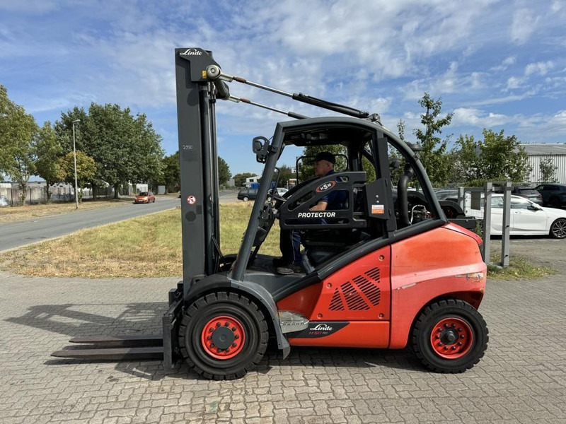 Linde H50T - Pirun më gaz: foto 5 Linde H50T - Pirun më gaz: foto 5