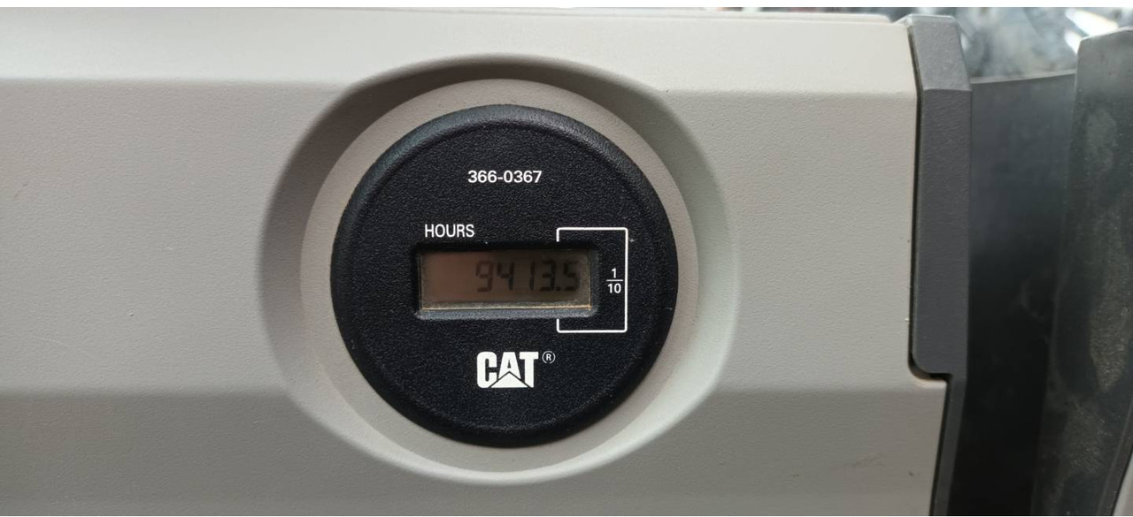 CAT 330F - Ekskavator me zinxhirë: foto 5 CAT 330F - Ekskavator me zinxhirë: foto 5