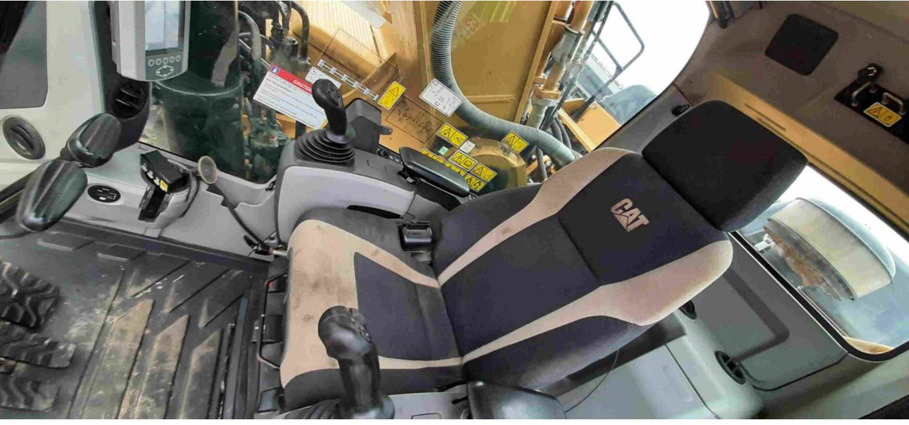 Ekskavator me zinxhirë CAT 352F: foto 20 Ekskavator me zinxhirë CAT 352F: foto 20