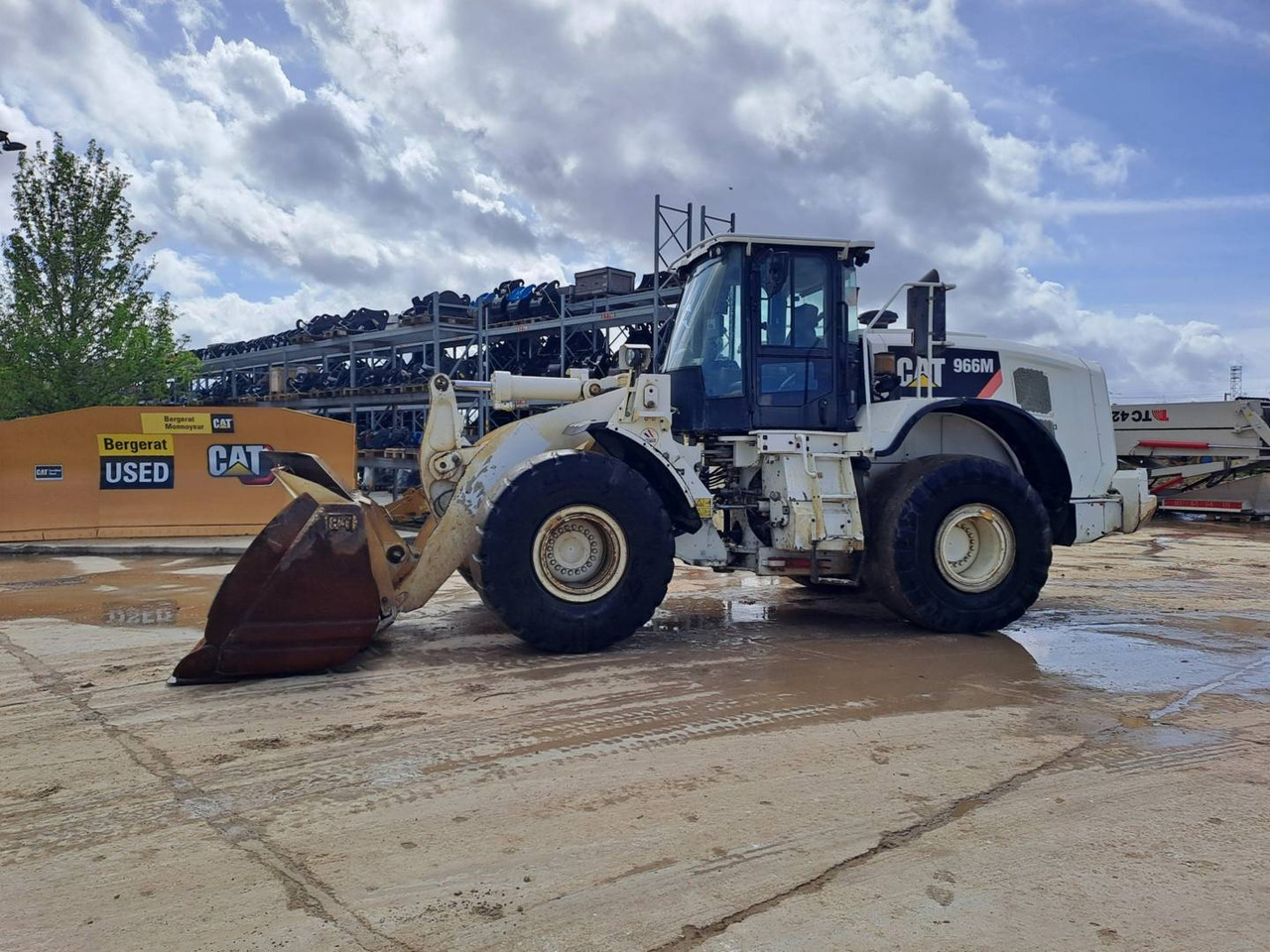 CAT 966M - Fadrom me goma: foto 1 CAT 966M - Fadrom me goma: foto 1