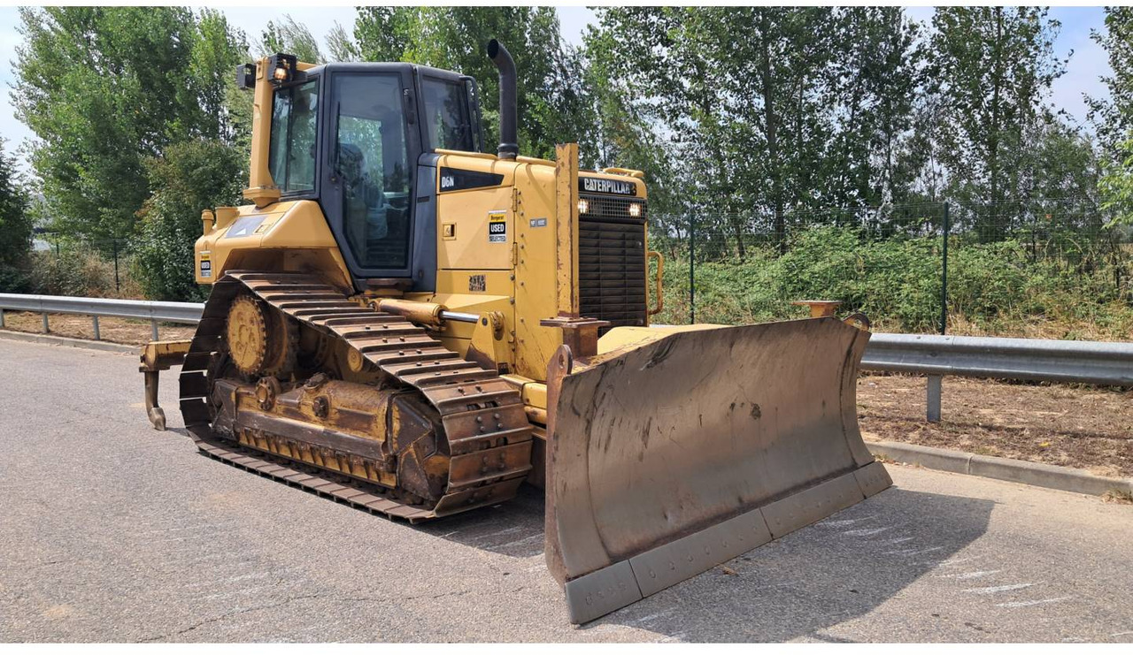 CAT D6NXL - Buldozer: foto 2 CAT D6NXL - Buldozer: foto 2