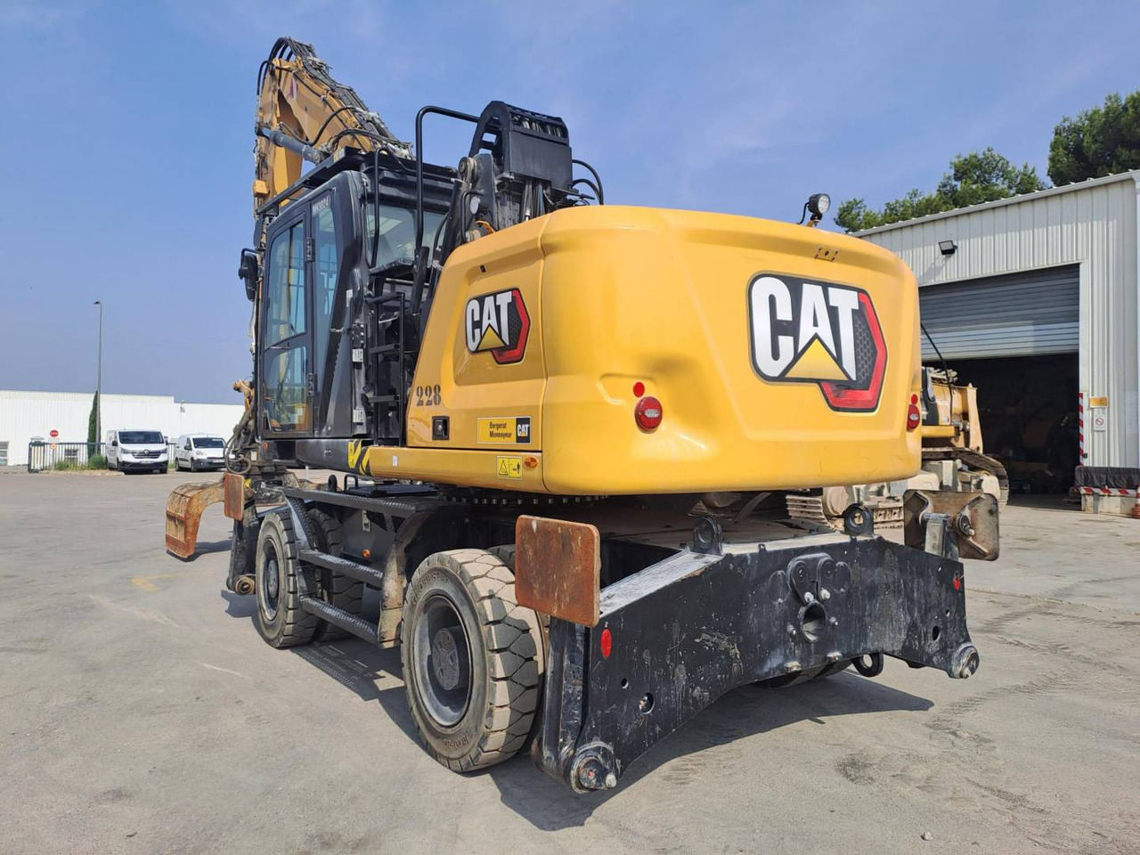 CAT MH3024 - Ekskavator me goma: foto 2 CAT MH3024 - Ekskavator me goma: foto 2