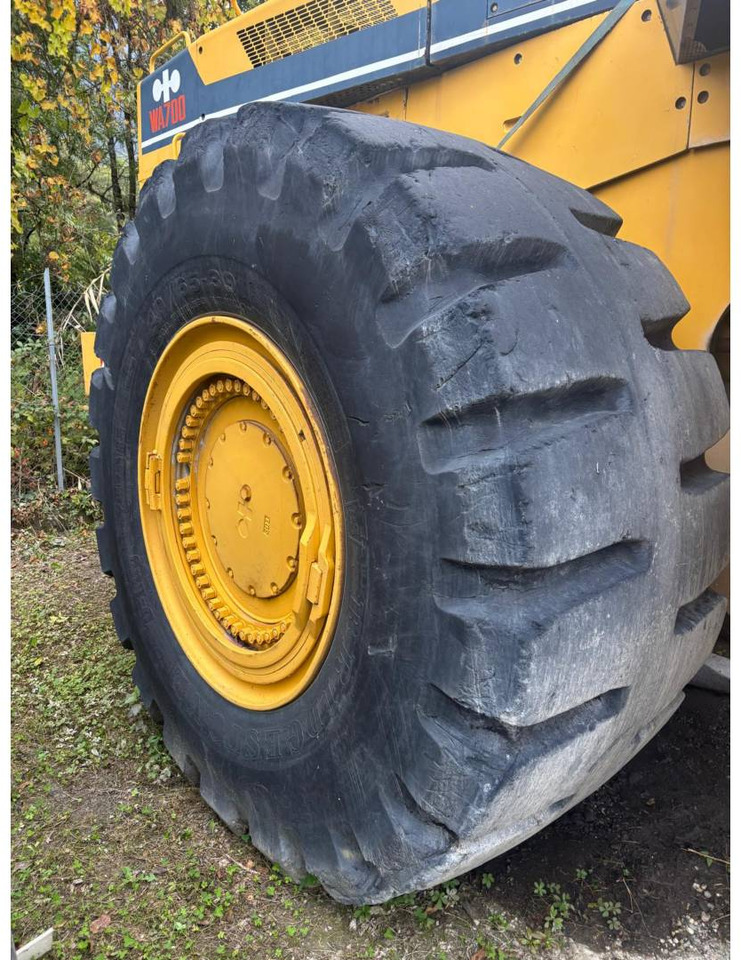 Fadrom me goma KOMATSU WA700: foto 11 Fadrom me goma KOMATSU WA700: foto 11