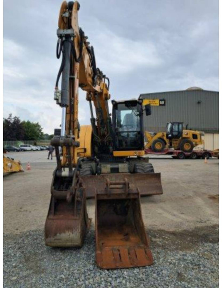 Ekskavator me goma LIEBHERR A914: foto 27