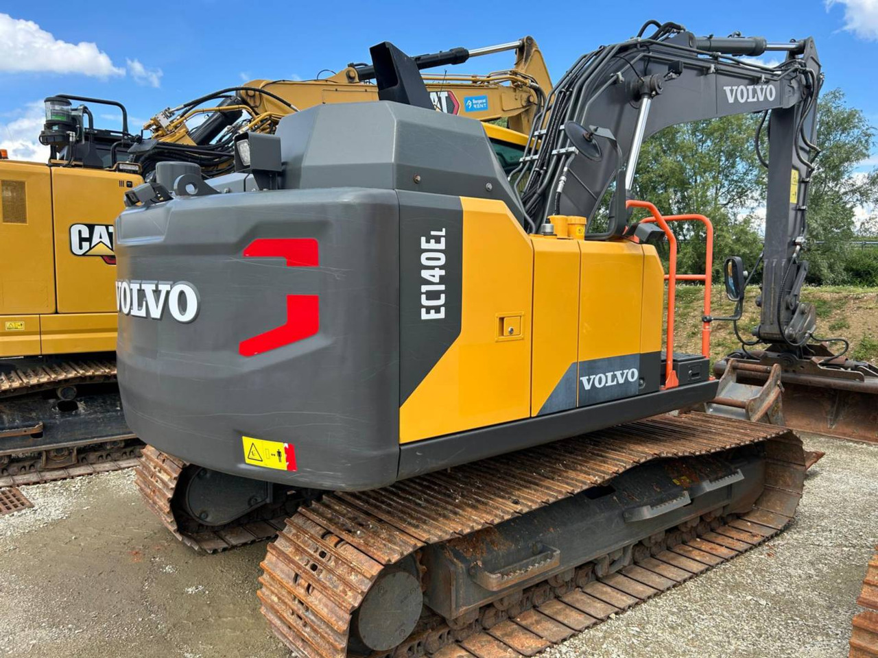 VOLVO CONSTRUCTION EQUIPMENT EC140 - Ekskavator me zinxhirë: foto 3 VOLVO CONSTRUCTION EQUIPMENT EC140 - Ekskavator me zinxhirë: foto 3