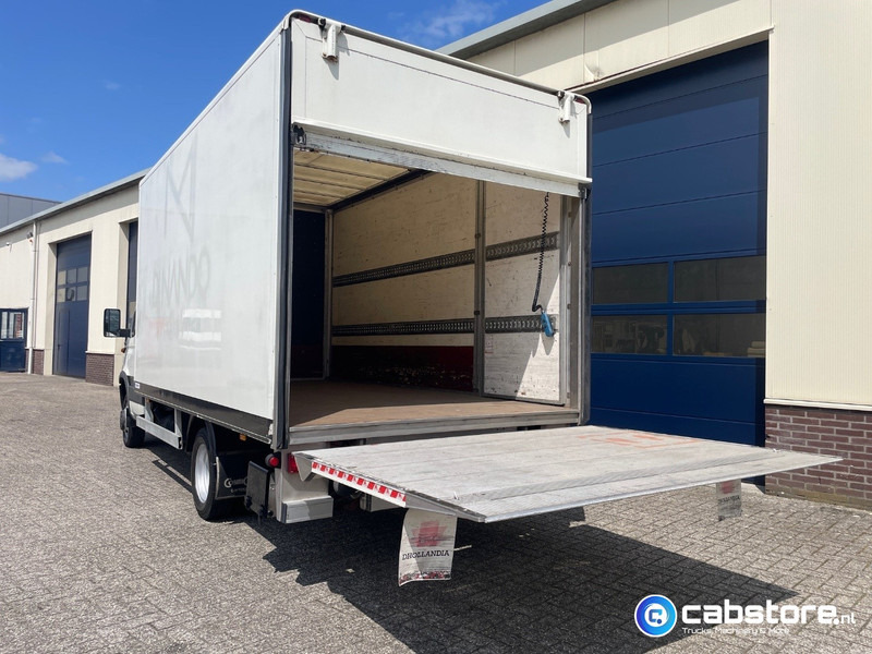Iveco 40C 40C12 EURO 3 4x2 Bakwagen Euro 3 - Bouwjaar 2003 - APK tot 10-05-2026 -Handgeschakelde versnellingsbak - Kamioncine me kontinier: foto 4 Iveco 40C 40C12 EURO 3 4x2 Bakwagen Euro 3 - Bouwjaar 2003 - APK tot 10-05-2026 -Handgeschakelde versnellingsbak - Kamioncine me kontinier: foto 4