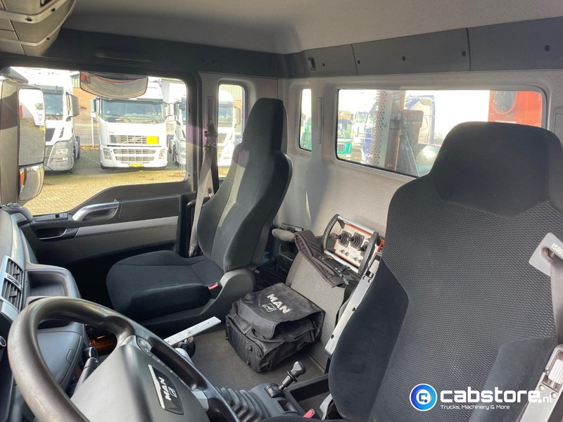 Kamion me vinç MAN TGS 18.320 4X4H BL EEV Euro 5 - ATLAS 126.3E Laadkraan - 2-zijdige kipper - Bouwjaar 2013 - Km 205.974 !! - Good condition - NL Truck: foto 16 Kamion me vinç MAN TGS 18.320 4X4H BL EEV Euro 5 - ATLAS 126.3E Laadkraan - 2-zijdige kipper - Bouwjaar 2013 - Km 205.974 !! - Good condition - NL Truck: foto 16
