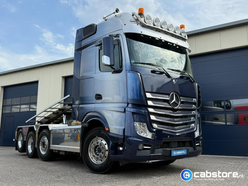 Mercedes-Benz ACTROS 3663 Euro 6 - 8x2 - RETARDER - Bouwjaar 09-2017 - 30 Ton's Container Kabelsysteem - Km 476.892 - Good condition - Kamion me sistem kabllor: foto 1 Mercedes-Benz ACTROS 3663 Euro 6 - 8x2 - RETARDER - Bouwjaar 09-2017 - 30 Ton's Container Kabelsysteem - Km 476.892 - Good condition - Kamion me sistem kabllor: foto 1