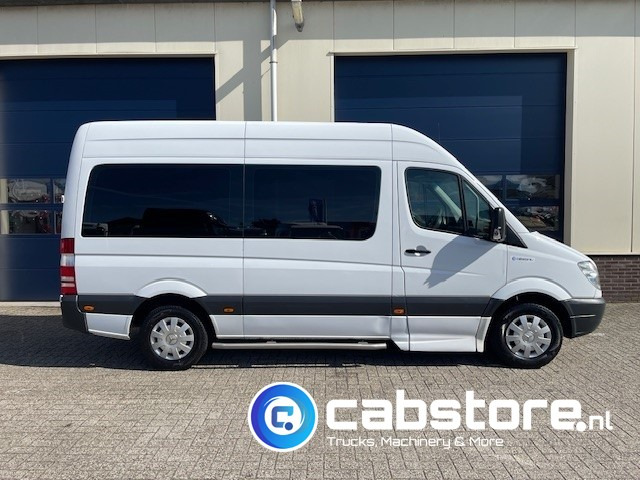 Mercedes-Benz SPRINTER 211 CDI - L2/H2- Automatische versnellingsbak - 9 Persoons - Bouwjaar 2009 - APK tot 17-01-2026 ! - Side bars - Privacy glas - Airco - Minibus, Furgon pasagjerësh: foto 5 Mercedes-Benz SPRINTER 211 CDI - L2/H2- Automatische versnellingsbak - 9 Persoons - Bouwjaar 2009 - APK tot 17-01-2026 ! - Side bars - Privacy glas - Airco - Minibus, Furgon pasagjerësh: foto 5
