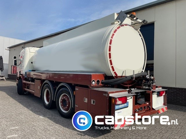 Scania P 380 B 6X2*4 HNA - RETARDER - Tankwagen olie - Olietank - ADR - 16.920 liter - Bouwjaar 2007 - Km 881.924 - Autobot: foto 3 Scania P 380 B 6X2*4 HNA - RETARDER - Tankwagen olie - Olietank - ADR - 16.920 liter - Bouwjaar 2007 - Km 881.924 - Autobot: foto 3