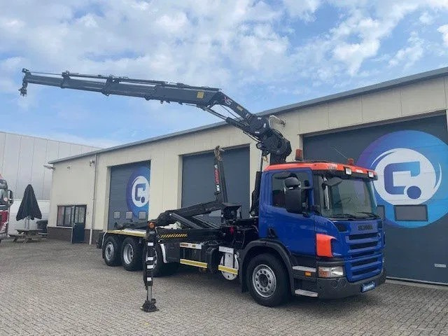 Scania P380 LB 8x4*4 HNA Euro 5 - HIAB 211 E-3 Hipro Crane with remote control + Multilift XR26S61 Hooklift - Year 2009 - Km 336.501 !! - Good condition - Kamion vetëngarkues, Kamion me vinç: foto 2 Scania P380 LB 8x4*4 HNA Euro 5 - HIAB 211 E-3 Hipro Crane with remote control + Multilift XR26S61 Hooklift - Year 2009 - Km 336.501 !! - Good condition - Kamion vetëngarkues, Kamion me vinç: foto 2