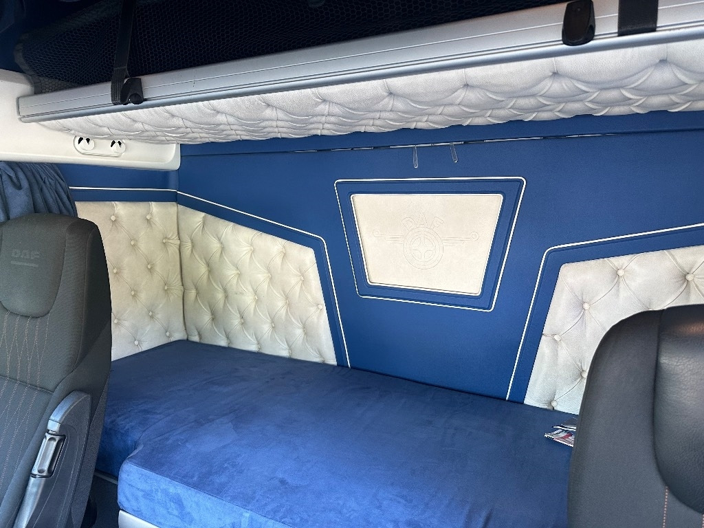 Kamion vetëngarkues DAF XF 530 6x2*4: foto 16