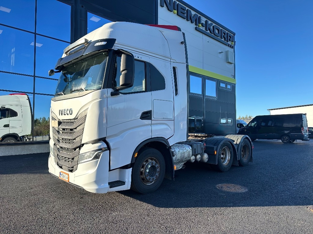 Iveco S-Way AS440X57 TZ/P 6x4 HCT - Gjysmë-kamion: foto 1 Iveco S-Way AS440X57 TZ/P 6x4 HCT - Gjysmë-kamion: foto 1