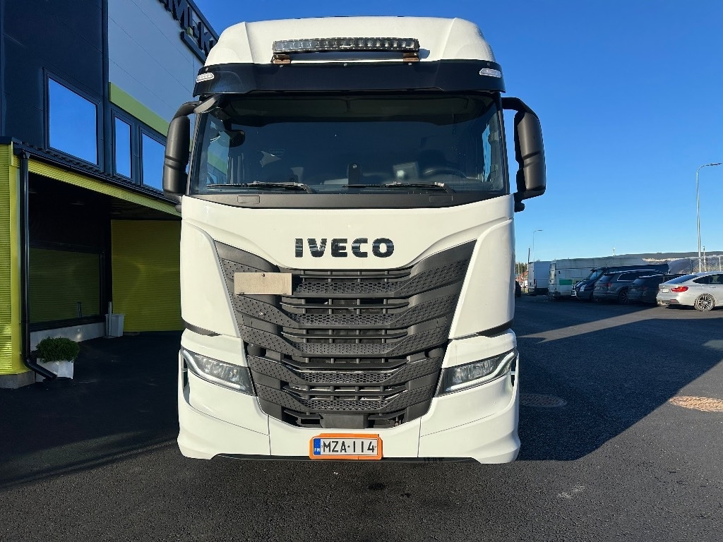 Iveco S-Way AS440X57 TZ/P 6x4 HCT - Gjysmë-kamion: foto 2 Iveco S-Way AS440X57 TZ/P 6x4 HCT - Gjysmë-kamion: foto 2