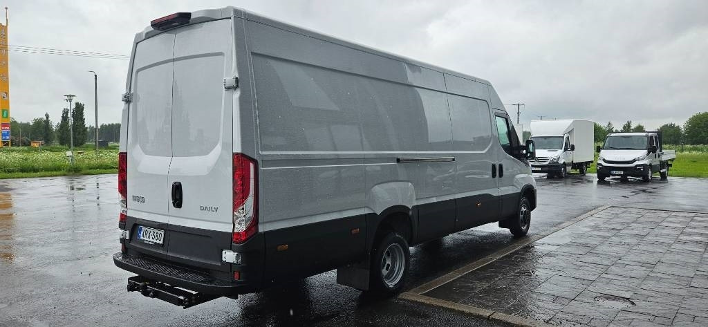 Iveco Daily 50C18A8V 16m3 - Furgon: foto 3 Iveco Daily 50C18A8V 16m3 - Furgon: foto 3