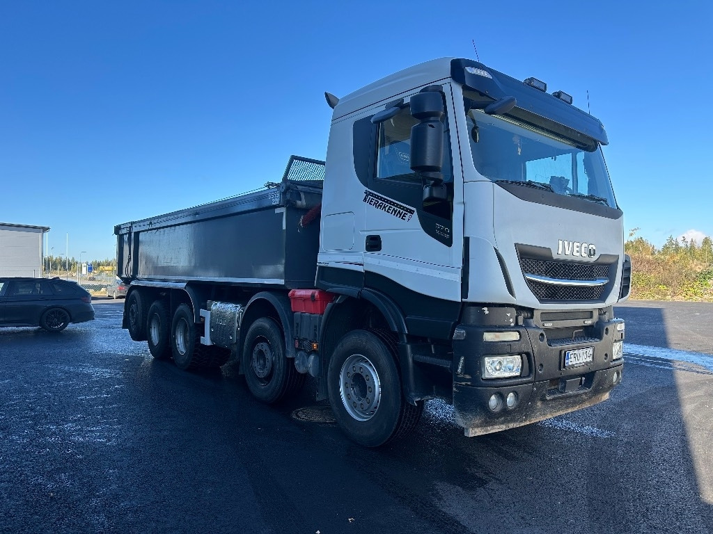 Iveco X-Way AS340X57Z 10x4 - Kamion vetëshkarkues: foto 3 Iveco X-Way AS340X57Z 10x4 - Kamion vetëshkarkues: foto 3
