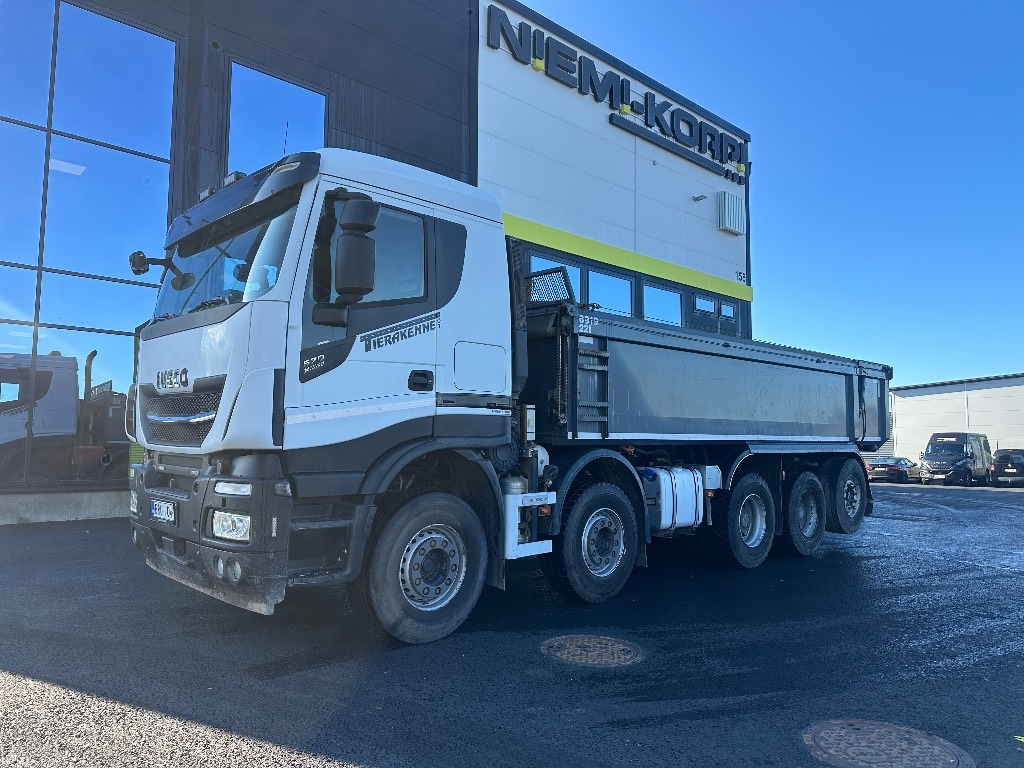 Iveco X-Way AS340X57Z 10x4 - Kamion vetëshkarkues: foto 1 Iveco X-Way AS340X57Z 10x4 - Kamion vetëshkarkues: foto 1