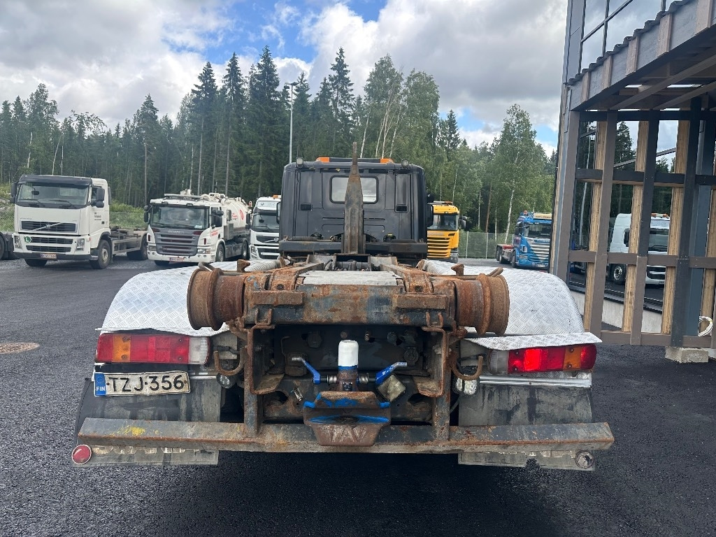 Scania P420 6x2*4  - Kamion vetëngarkues: foto 4 Scania P420 6x2*4  - Kamion vetëngarkues: foto 4