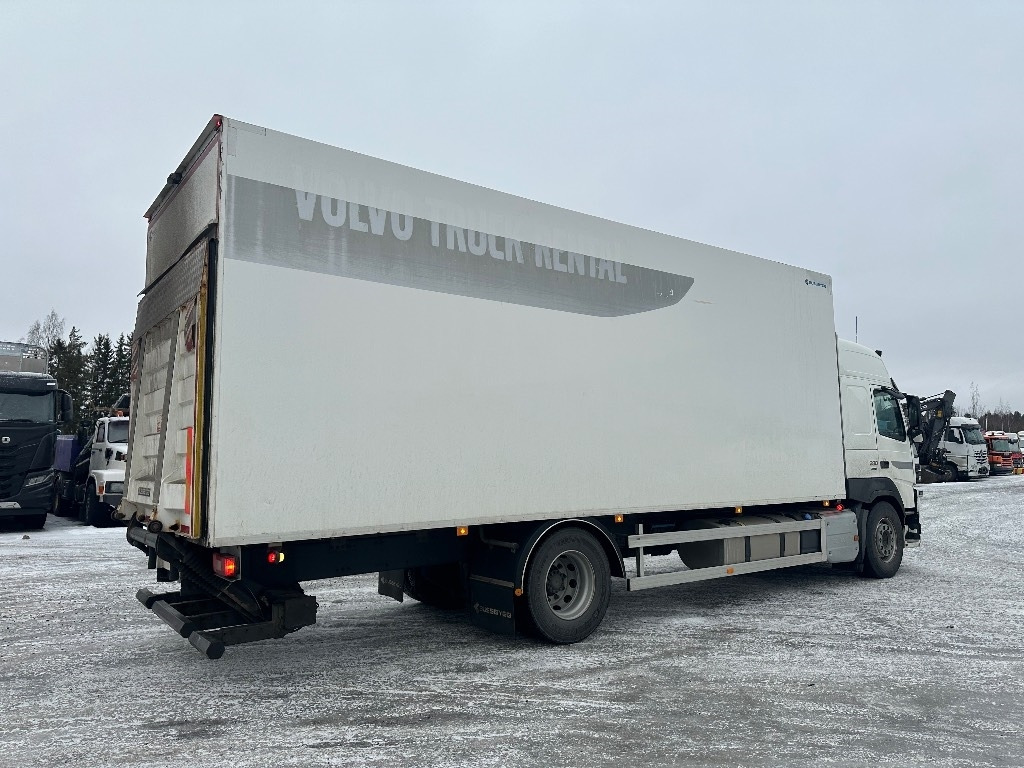 Volvo FM 330 - Kamion frigorifer: foto 3 Volvo FM 330 - Kamion frigorifer: foto 3