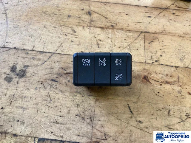 DAF Kontakter - Sistemi elektrik për Kamioni: foto 1 DAF Kontakter - Sistemi elektrik për Kamioni: foto 1