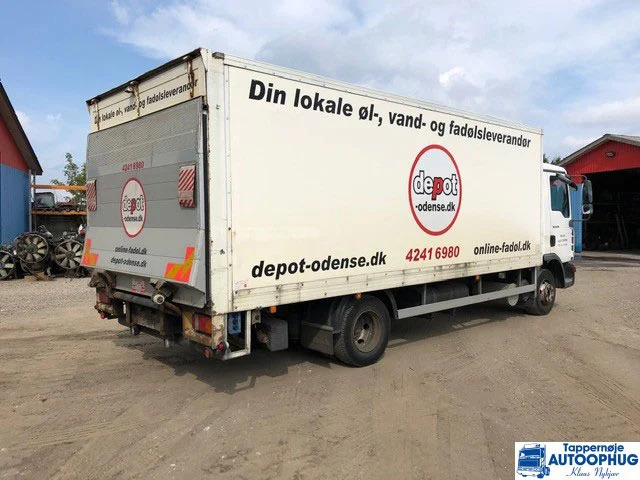 MAN TGL 12.210 - Kamion vagonetë: foto 3 MAN TGL 12.210 - Kamion vagonetë: foto 3