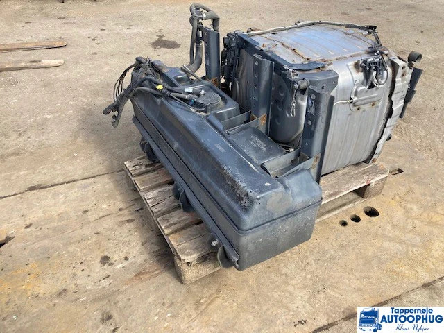 Scania 2173142 Adblue tank - Serbatori AdBlue për Kamioni: foto 1 Scania 2173142 Adblue tank - Serbatori AdBlue për Kamioni: foto 1