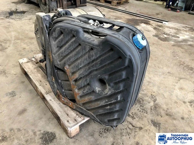 Scania Adblue pumpe Adblue tank P/N: 2141802 – 1884225 - Serbatori AdBlue për Kamioni: foto 1 Scania Adblue pumpe Adblue tank P/N: 2141802 – 1884225 - Serbatori AdBlue për Kamioni: foto 1