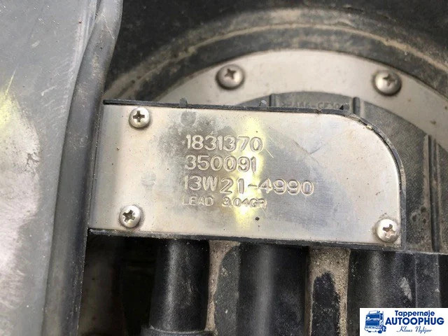 Scania Adblue pumpe Adblue tank P/N: 2141802 – 1884225 - Serbatori AdBlue për Kamioni: foto 4 Scania Adblue pumpe Adblue tank P/N: 2141802 – 1884225 - Serbatori AdBlue për Kamioni: foto 4