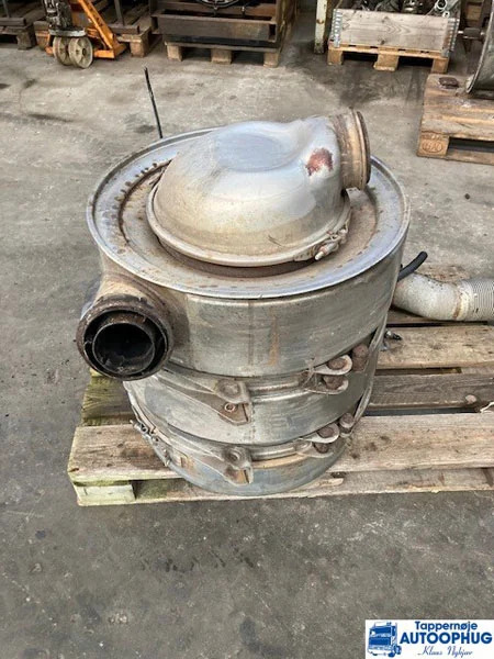 Scania Udstødning / end silencer P/N: 1821889 / 1868571 - Sistemi i shkarkimit për Kamioni: foto 4 Scania Udstødning / end silencer P/N: 1821889 / 1868571 - Sistemi i shkarkimit për Kamioni: foto 4