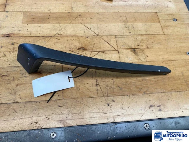 Scania spoiler forlænger RH – Scania 2300147 - Trupi dhe të jashtme për Kamioni: foto 1 Scania spoiler forlænger RH – Scania 2300147 - Trupi dhe të jashtme për Kamioni: foto 1