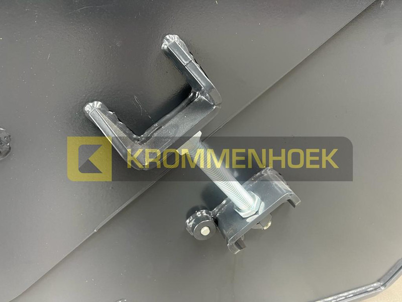 Bobcat Cangini SPZ180 1800 mm Bezem - Fshesë: foto 5 Bobcat Cangini SPZ180 1800 mm Bezem - Fshesë: foto 5